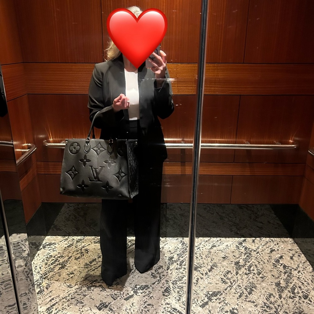 Ann Taylor Black Fluid Crepe Collarless Blazer